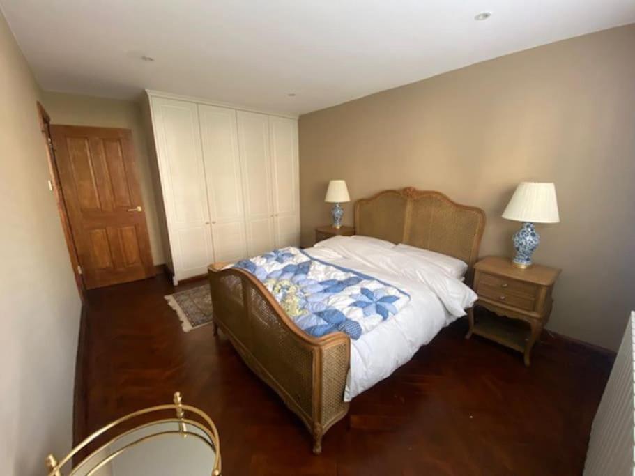 2 Double Bedroom Charming Chelsea Apartment London Kültér fotó