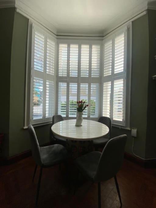 2 Double Bedroom Charming Chelsea Apartment London Kültér fotó