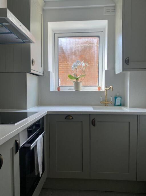 2 Double Bedroom Charming Chelsea Apartment London Kültér fotó